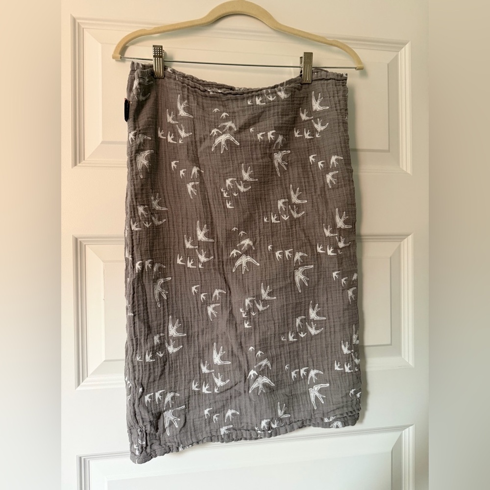Bebe au Lait Gray Bird Pattern Nursing Cover & Scarf, One Size
